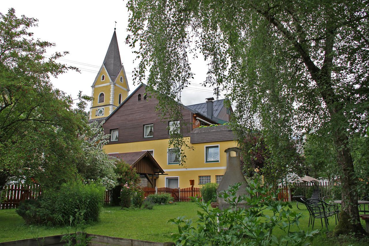 Appartements Am Kurpark バート・ミッテルンドルフ エクステリア 写真